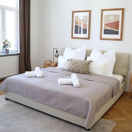 Bloom - Cozy Apartment, 5 Stops To City Center Viena Exterior foto